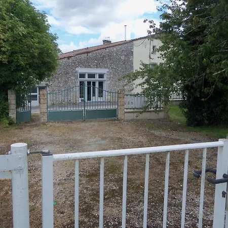 Maison Avec Piscine Serres-et-Montguyard